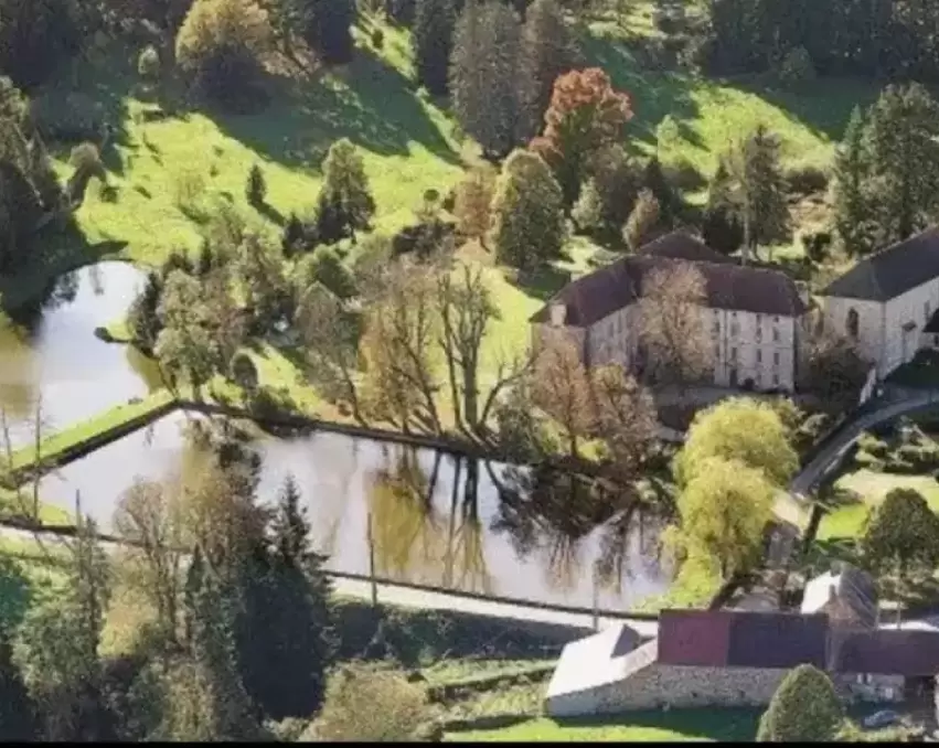 Chateau ancien monastère du 17ème siècle